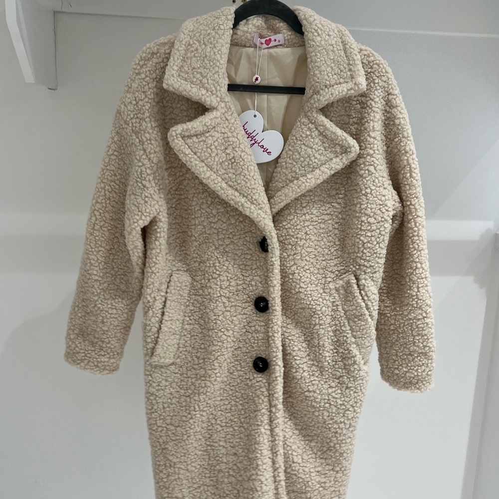 New, never/worn Teddy coat